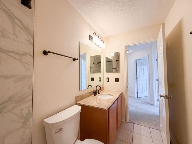 1332 Delcastle Loop, Grove City, OH 43123