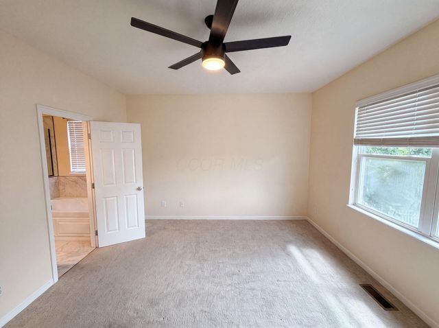 1332 Delcastle Loop, Grove City, OH 43123