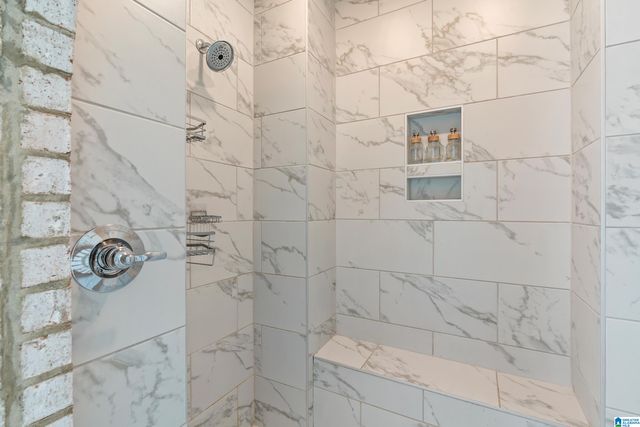 5053 SIMMS RIDGE, Pelham, AL 35124