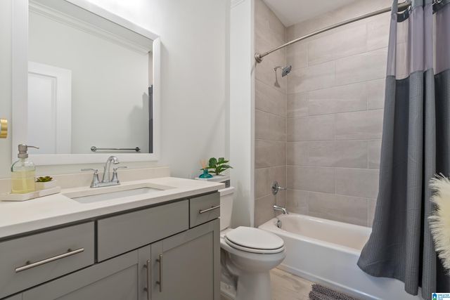 5053 SIMMS RIDGE, Pelham, AL 35124