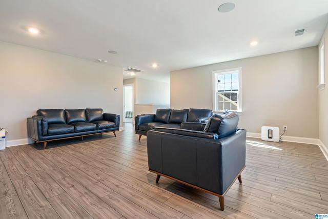 5053 SIMMS RIDGE, Pelham, AL 35124