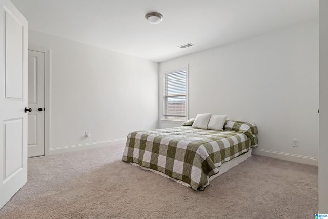 5053 SIMMS RIDGE, Pelham, AL 35124