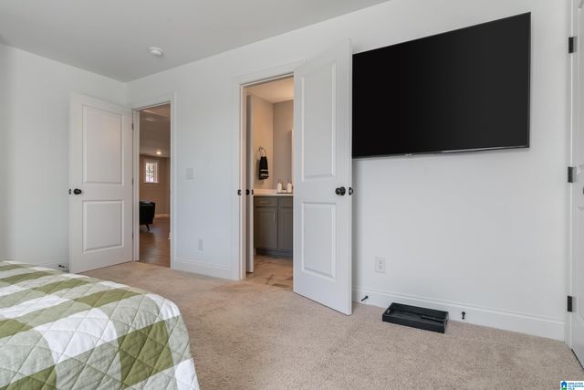 5053 SIMMS RIDGE, Pelham, AL 35124