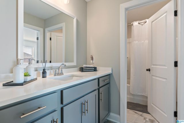 5053 SIMMS RIDGE, Pelham, AL 35124