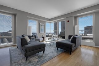 80 Broad St PH1403, Boston, MA 02110