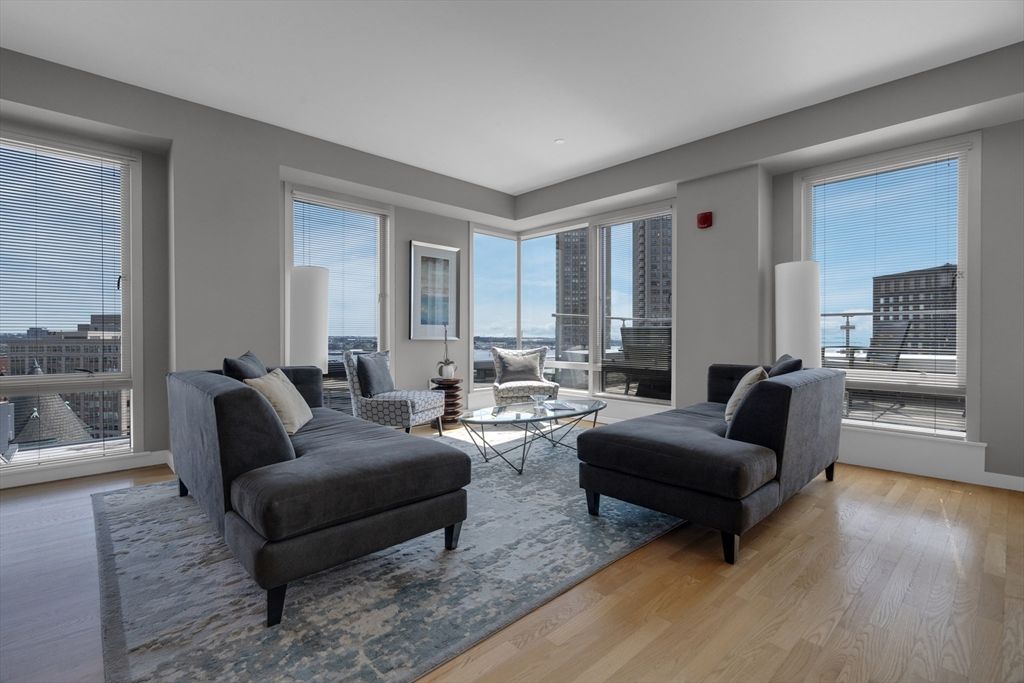 80 Broad St PH1403, Boston, MA 02110