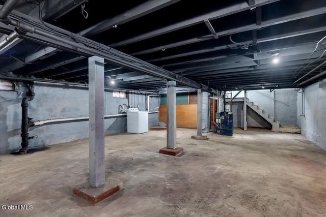 1231 N Westcott Road, Rotterdam, NY 12306