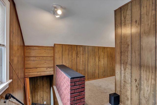 1231 N Westcott Road, Rotterdam, NY 12306