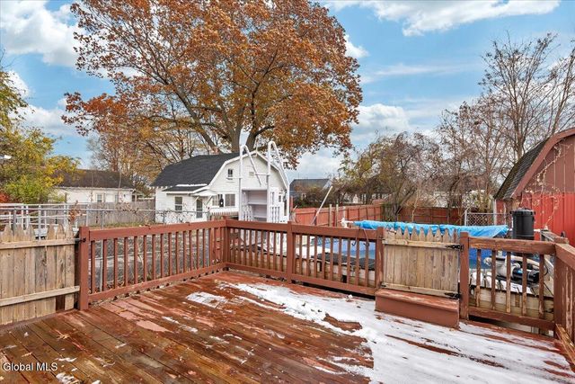 1231 N Westcott Road, Rotterdam, NY 12306