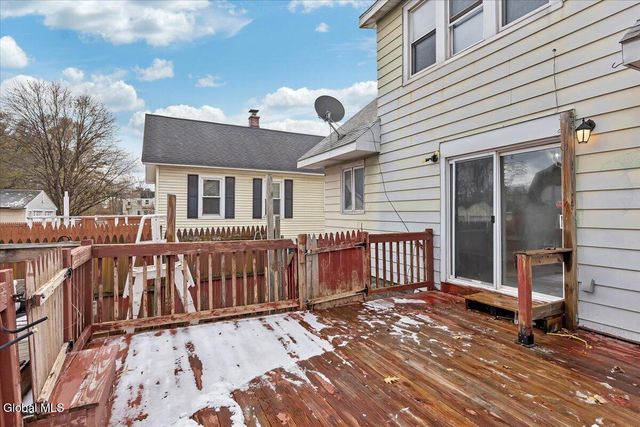 1231 N Westcott Road, Rotterdam, NY 12306