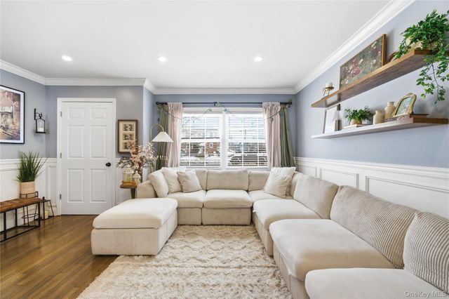 192 Mill Road, Valley Stream, NY 11581