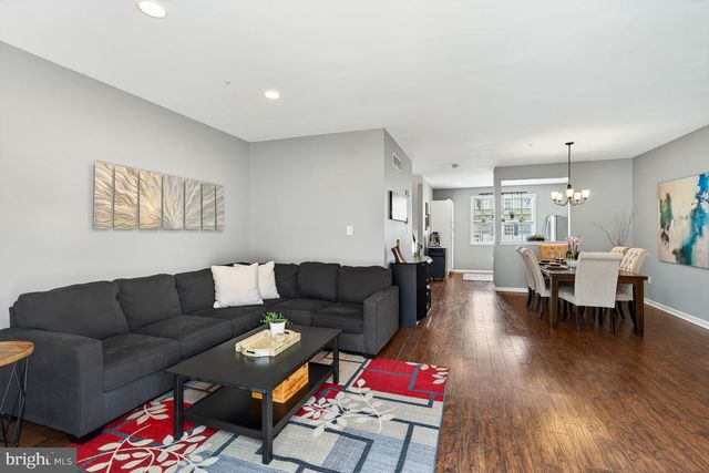 3 CHERRY ST, Downingtown, PA 19335