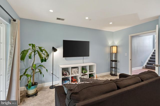 3 CHERRY ST, Downingtown, PA 19335