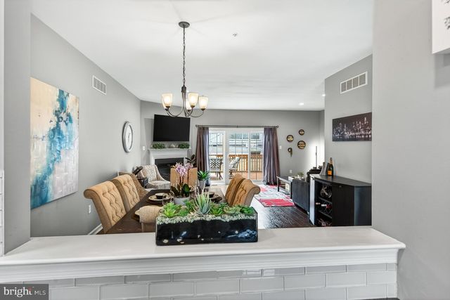 3 CHERRY ST, Downingtown, PA 19335