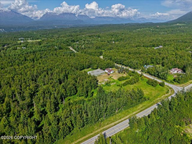 4280 N Wolverine Road, Palmer, AK 99645