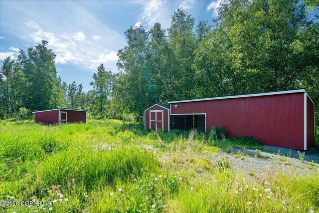 4280 N Wolverine Road, Palmer, AK 99645