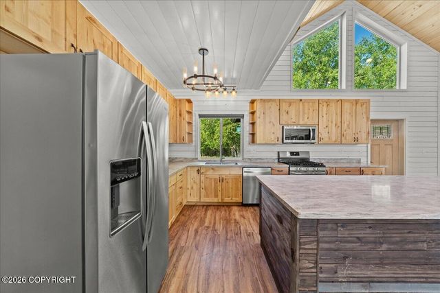 4280 N Wolverine Road, Palmer, AK 99645