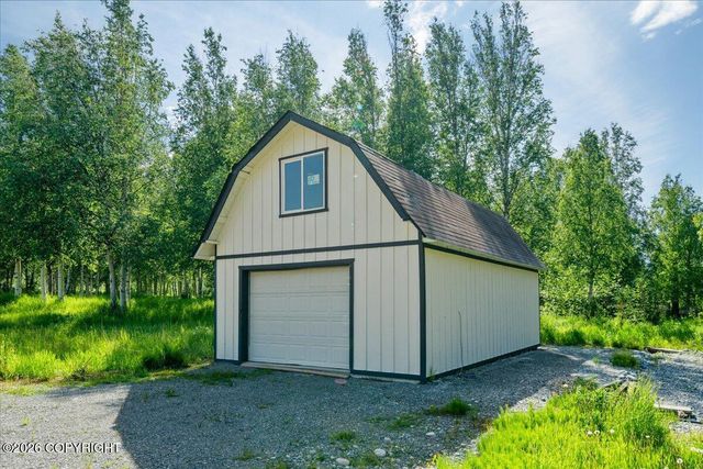4280 N Wolverine Road, Palmer, AK 99645