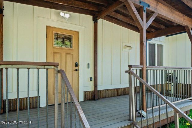4280 N Wolverine Road, Palmer, AK 99645