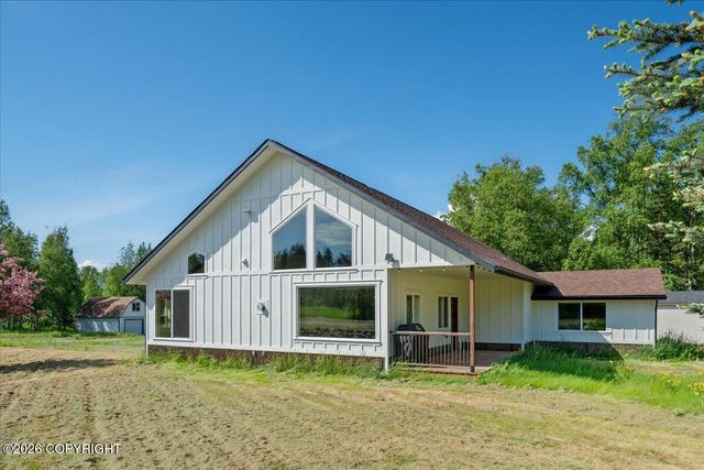 4280 N Wolverine Road, Palmer, AK 99645