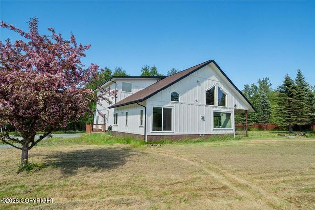 4280 N Wolverine Road, Palmer, AK 99645