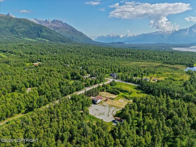 4280 N Wolverine Road, Palmer, AK 99645