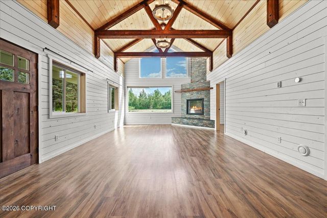 4280 N Wolverine Road, Palmer, AK 99645