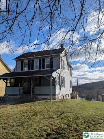 307 Oak Street, Roseto Boro, PA 18013