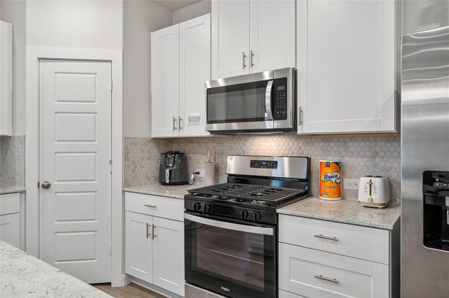 14742 Silent Gulf Avenue, Houston, TX 77082