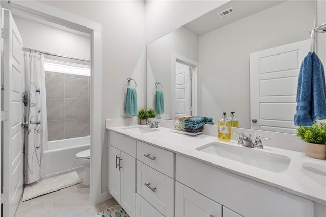 14742 Silent Gulf Avenue, Houston, TX 77082