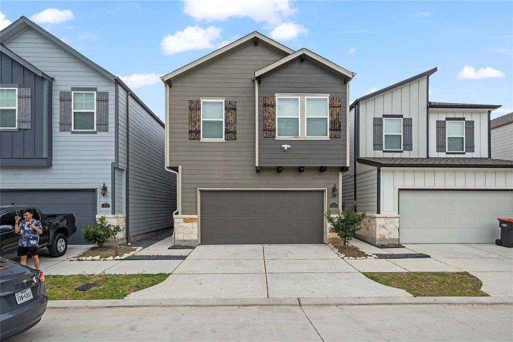 14742 Silent Gulf Avenue, Houston, TX 77082