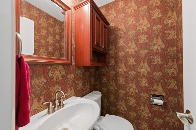 262 S Bonnie Brae, Wichita, KS 67207