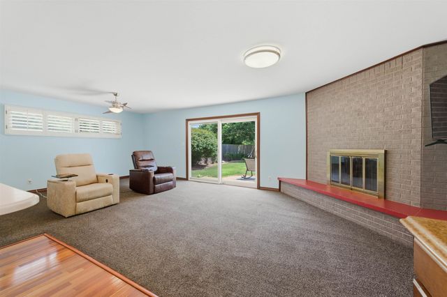 262 S Bonnie Brae, Wichita, KS 67207