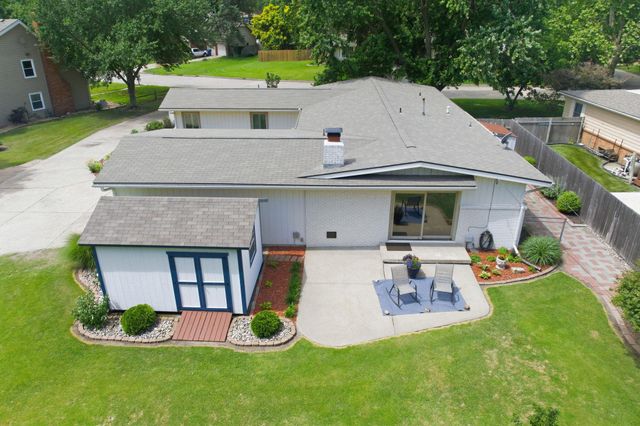 262 S Bonnie Brae, Wichita, KS 67207