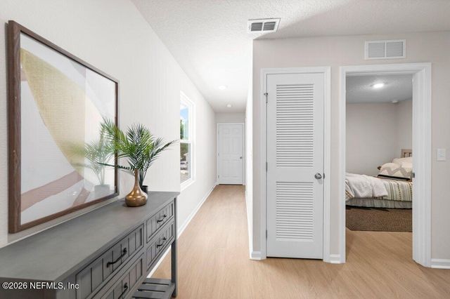 1305 PANGOLA Drive, Jacksonville, FL 32205