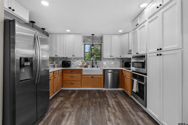 7017 Verbena Rd, Ore City, TX 75683