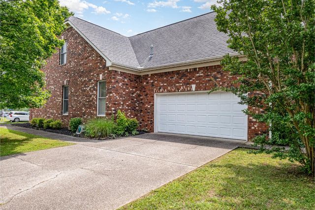 402 Calumet Trce, Murfreesboro, TN 37127