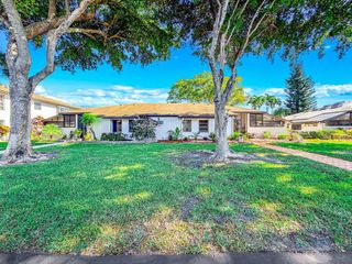 13232 Lucinda Palm Court B, Delray Beach, FL 33484