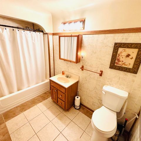 3052 E Fisher Road, Bay City, MI 48706