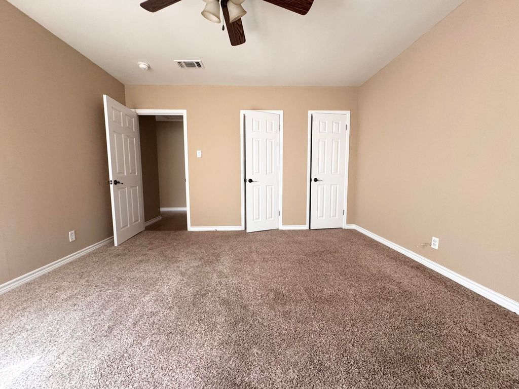 Image 18 of property listing at 2102 Live Oak Street, San Angelo, TX 76901