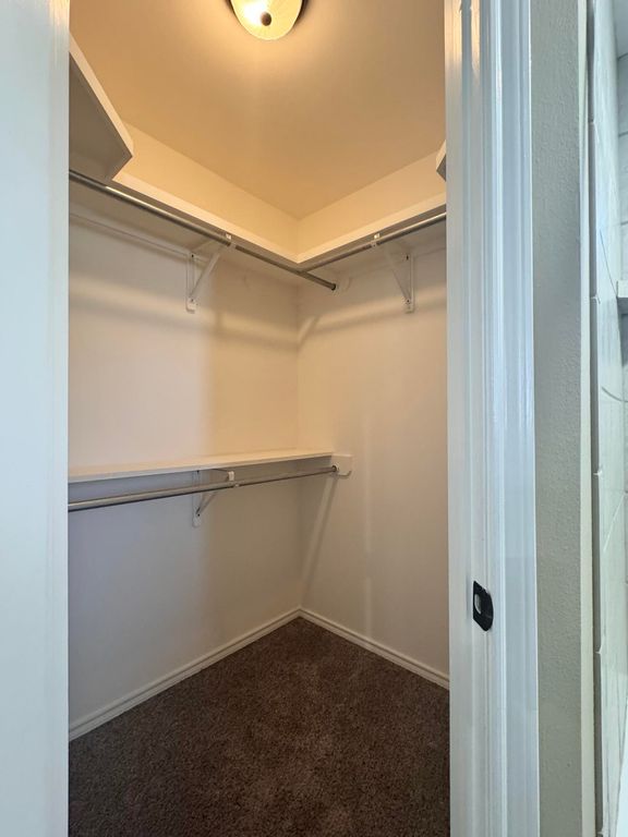 Image 7 of property listing at 2102 Live Oak Street, San Angelo, TX 76901