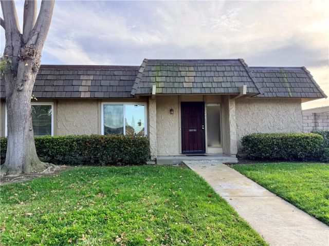 18246 Big Ben Court, Fountain Valley, CA 92708