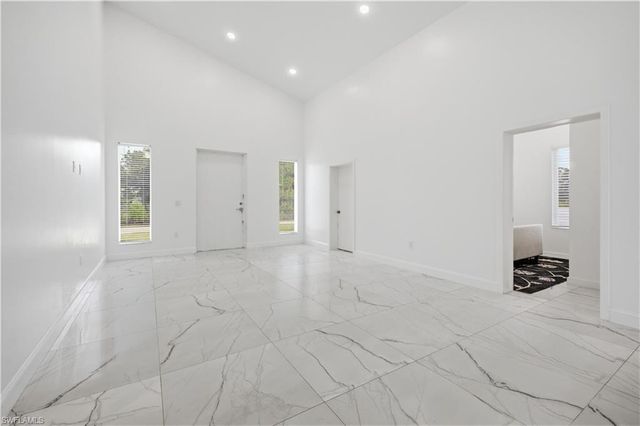 840 Carpenter ST E, Lehigh Acres, FL 33974