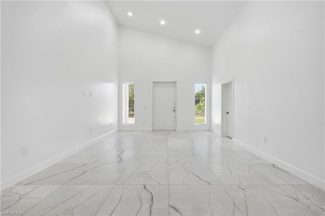 840 Carpenter ST E, Lehigh Acres, FL 33974