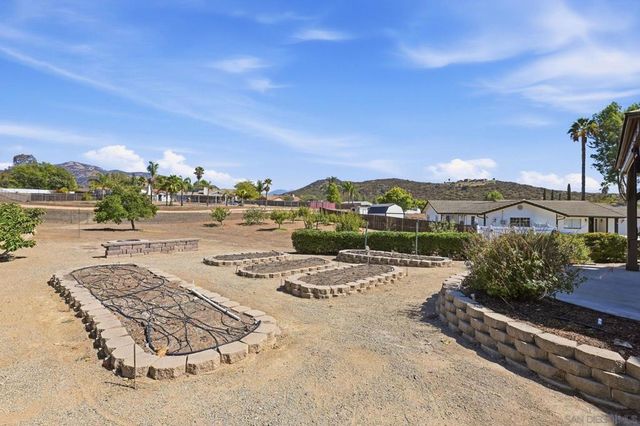 23638 Barrego Way, Ramona, CA 92065