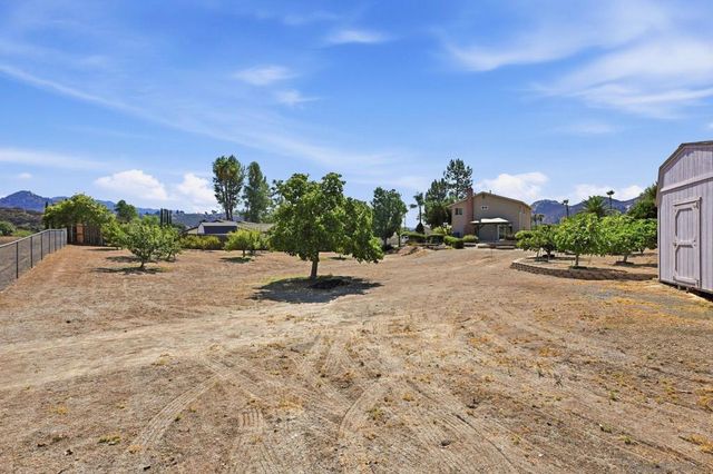 23638 Barrego Way, Ramona, CA 92065