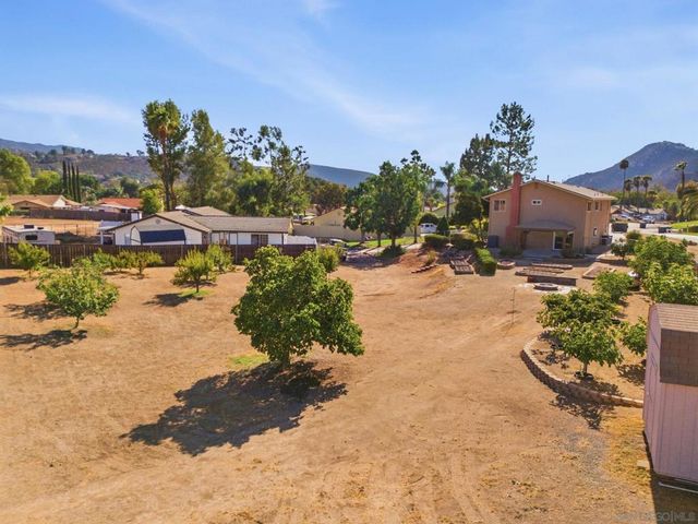 23638 Barrego Way, Ramona, CA 92065