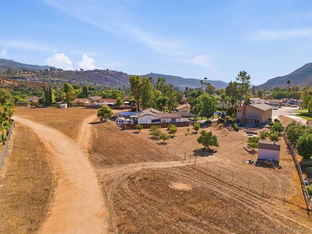 23638 Barrego Way, Ramona, CA 92065