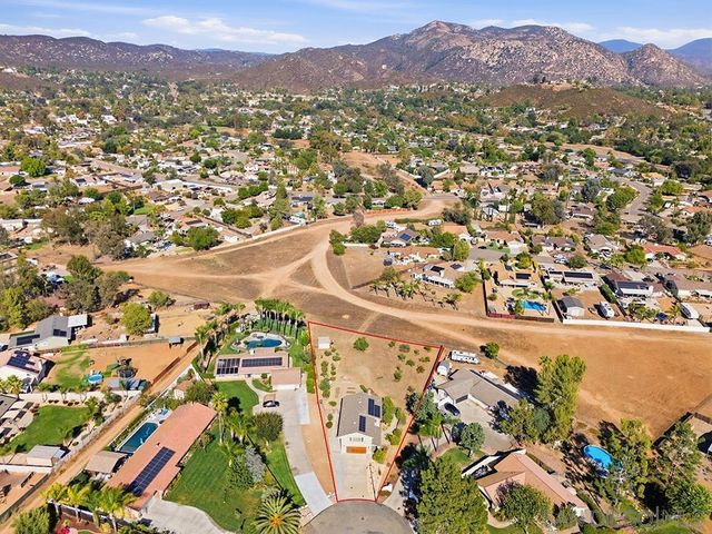 23638 Barrego Way, Ramona, CA 92065