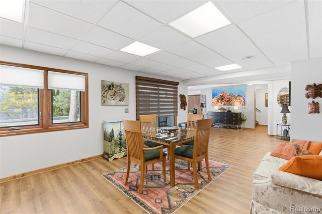 7706 Gunnison Court, Brighton, MI 48114